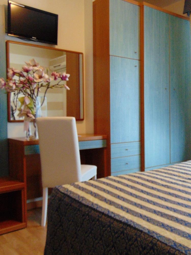 Hotel Columbus Caorle Exterior foto