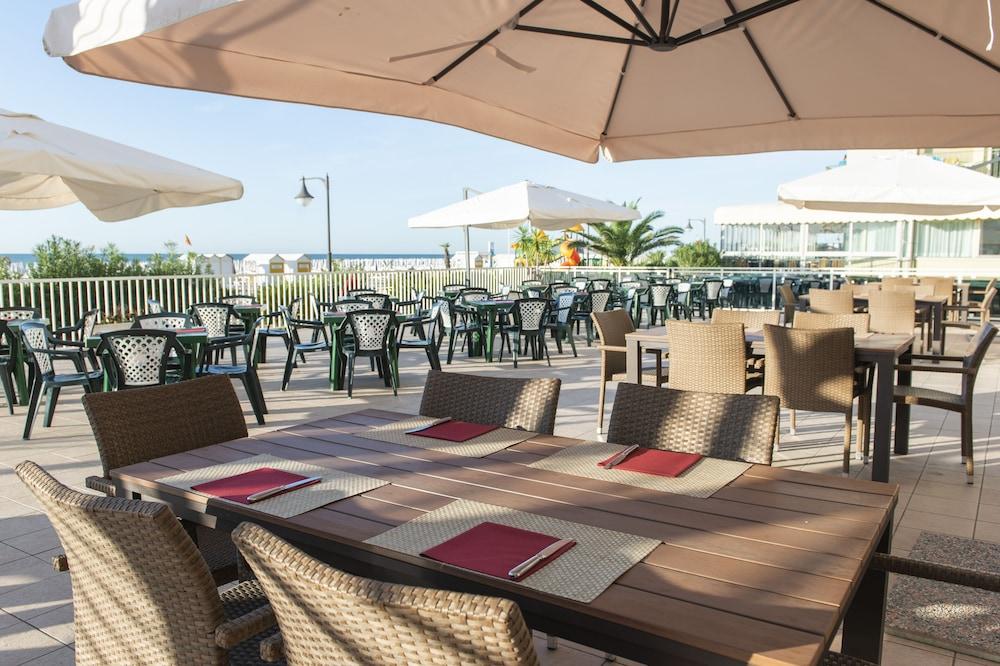 Hotel Columbus Caorle Exterior foto