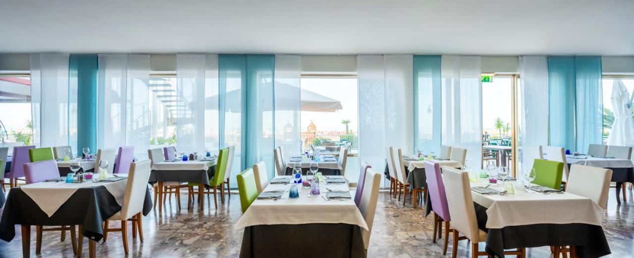 Hotel Columbus Caorle Exterior foto