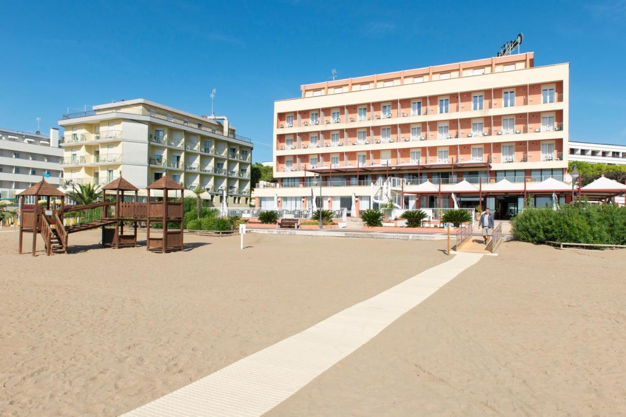 Hotel Columbus Caorle Exterior foto